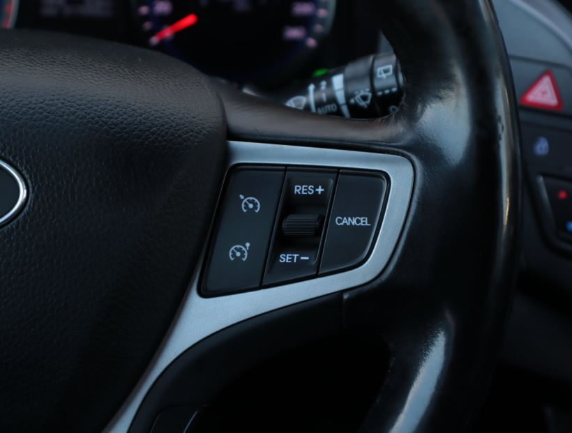 Hyundai i40, 2013
