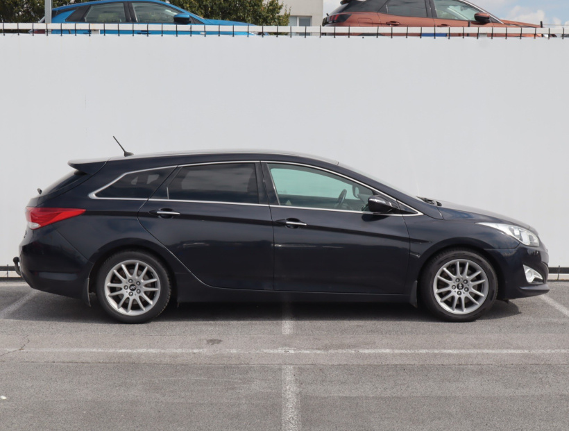 Hyundai i40, 2013