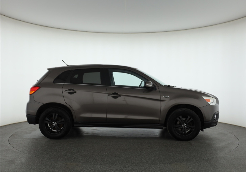 Mitsubishi ASX, 2012