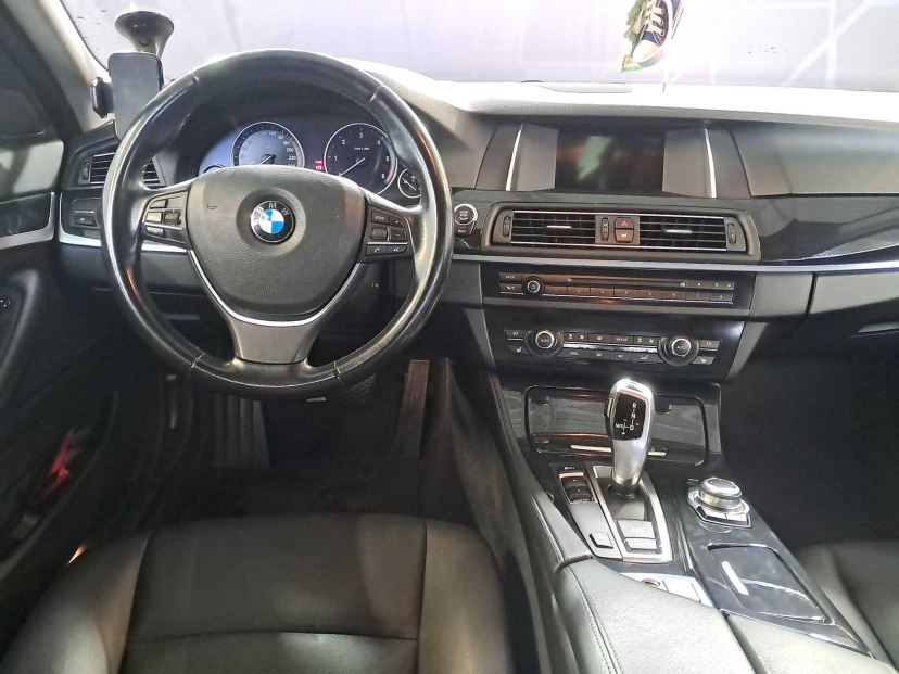 BMW 5, 2016