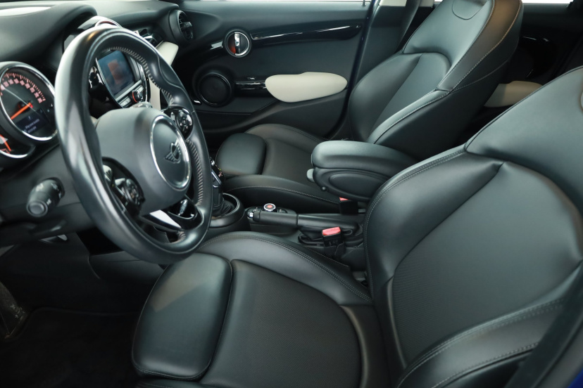 MINI 5-door, 2021