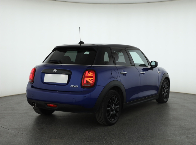 MINI 5-door, 2021