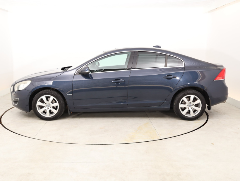 Volvo S60, 2011