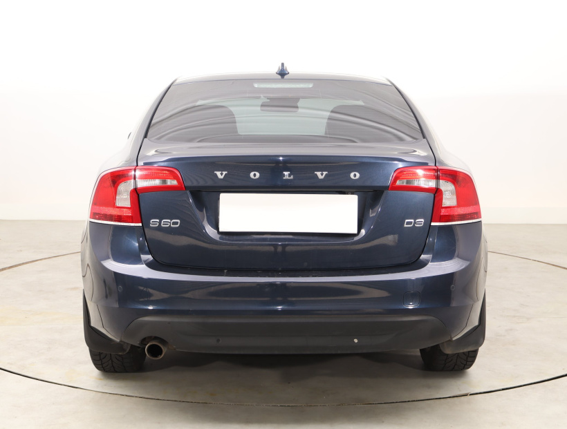 Volvo S60, 2011