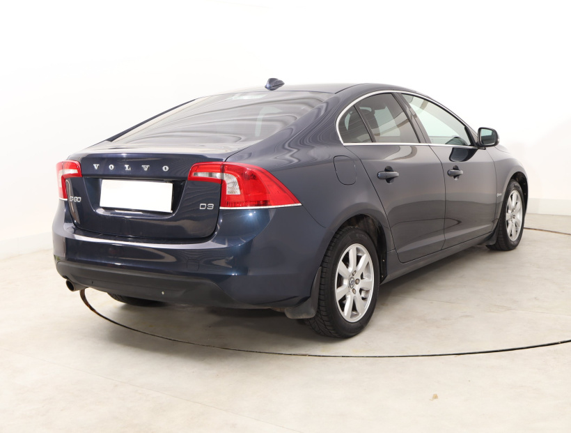 Volvo S60, 2011