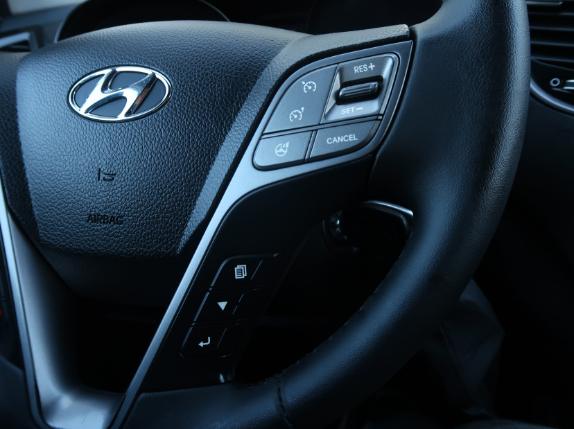 Hyundai Santa Fe, 2012