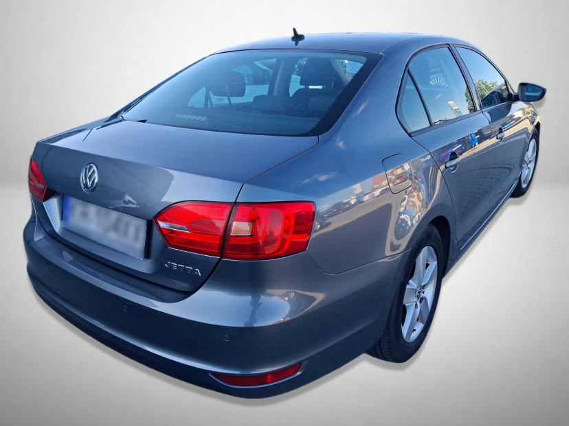Volkswagen Jetta, 2013