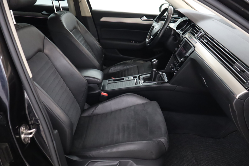Volkswagen Passat, 2015