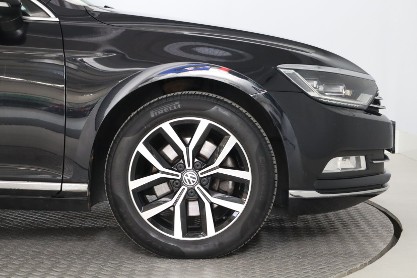 Volkswagen Passat, 2015