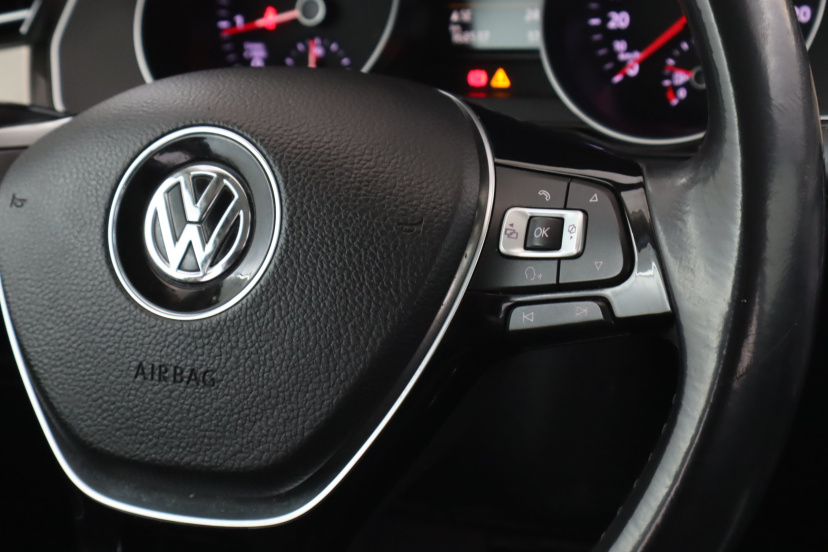 Volkswagen Passat, 2015