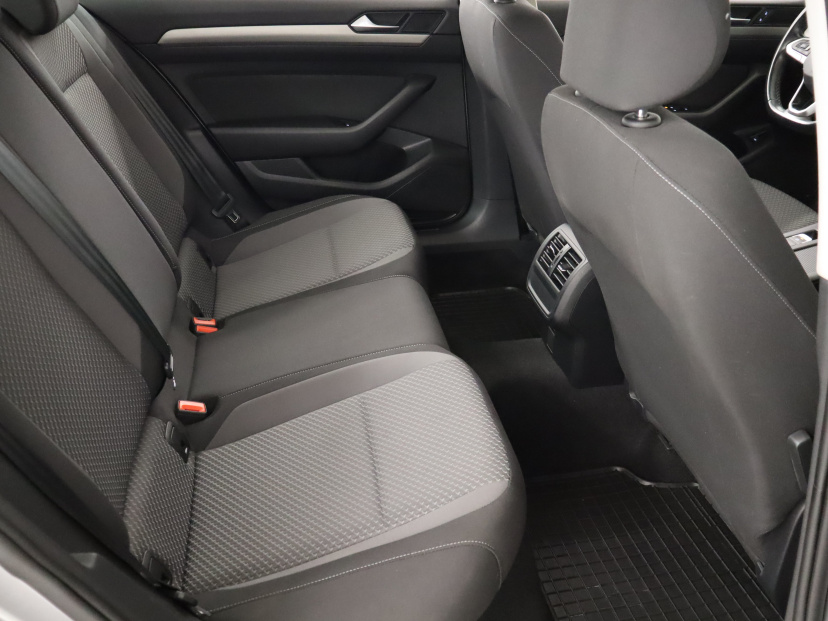 Volkswagen Passat, 2020