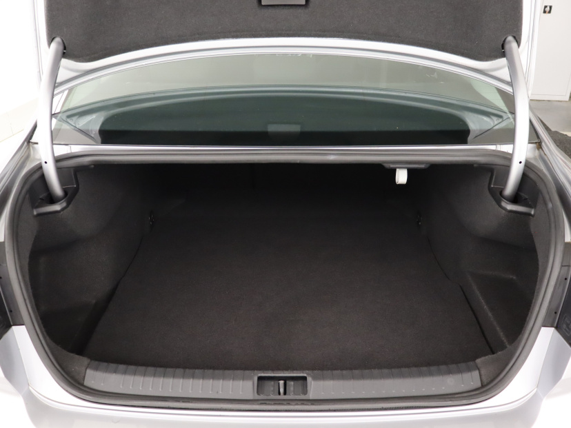 Volkswagen Passat, 2020