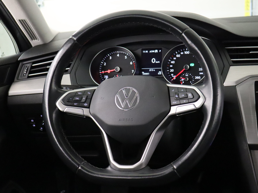 Volkswagen Passat, 2020