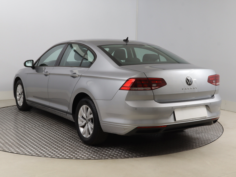 Volkswagen Passat, 2020