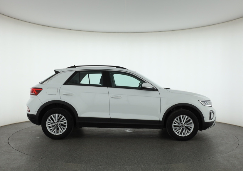 Volkswagen T-Roc, 2022