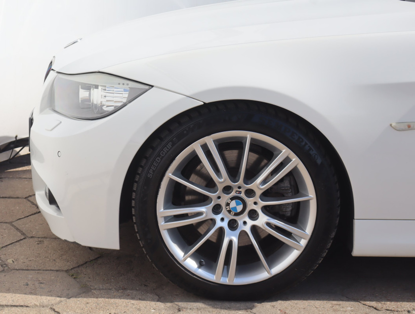 BMW 3, 2011
