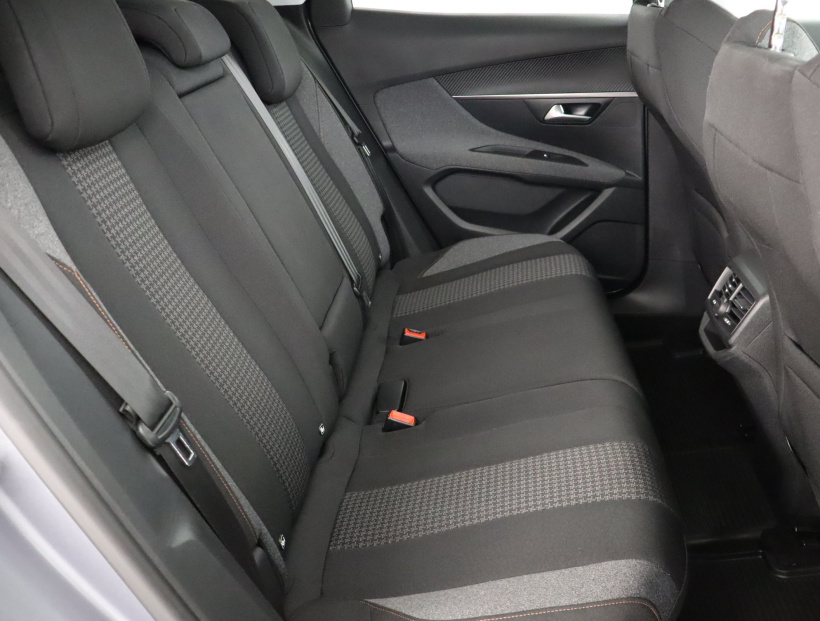 Peugeot 3008, 2017