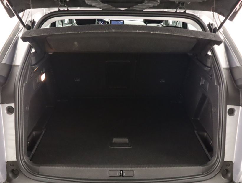 Peugeot 3008, 2017