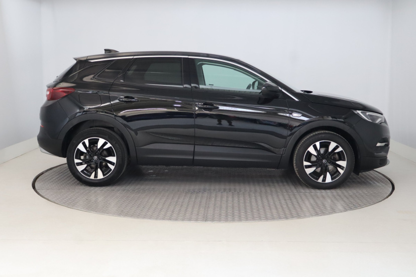 Opel Grandland, 2018