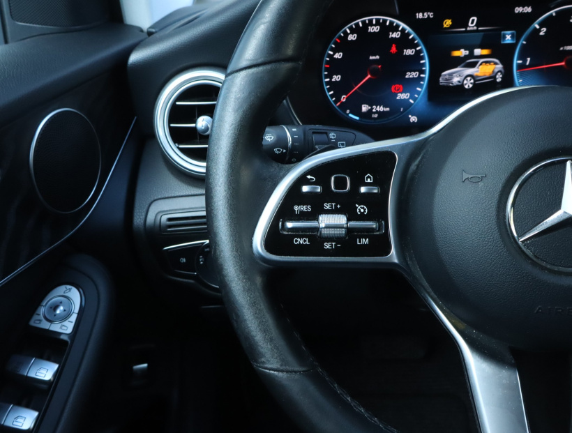 Mercedes-Benz GLC, 2021