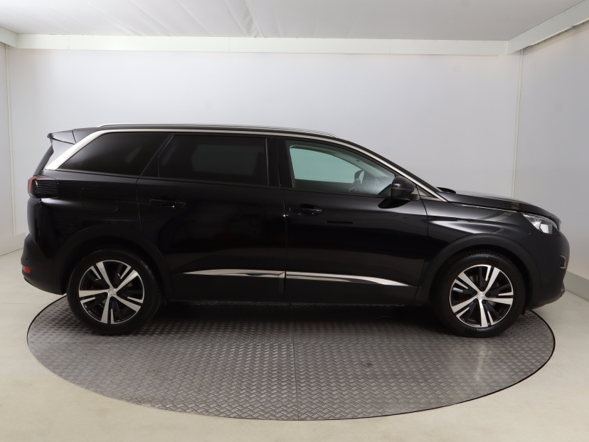 Peugeot 5008, 2019