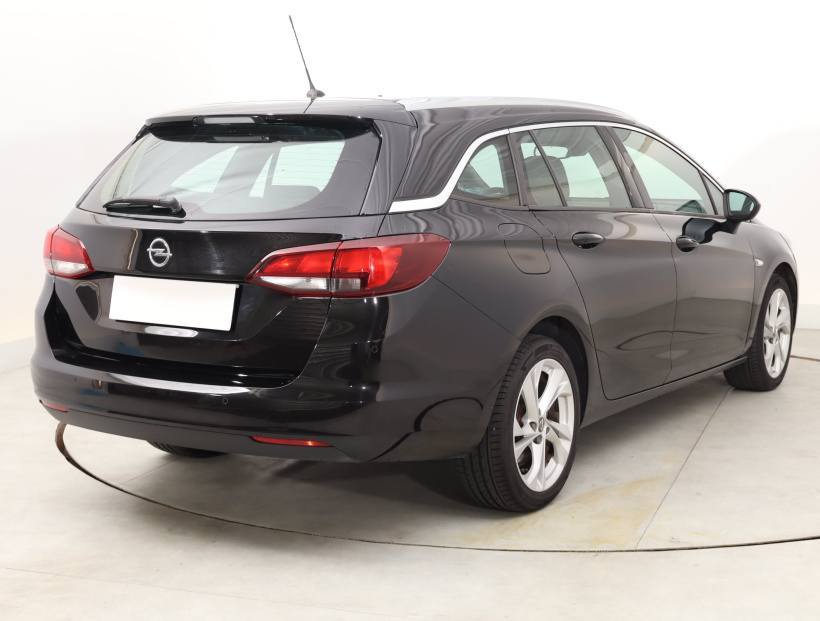 Opel Astra, 2018