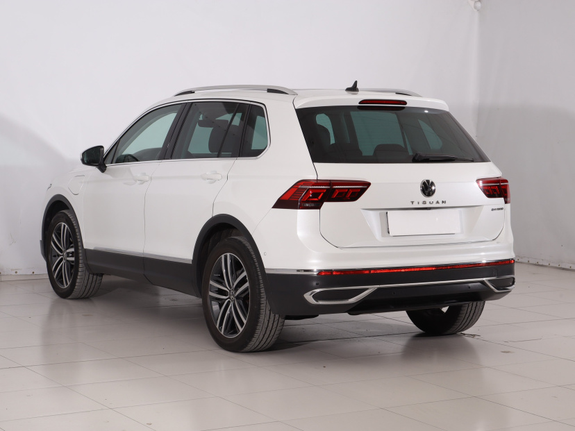 Volkswagen Tiguan, 2022