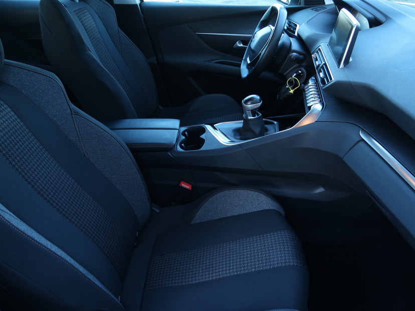 Peugeot 3008, 2019