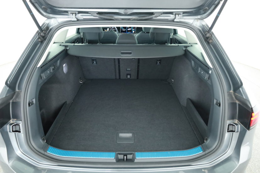 Volkswagen Passat, 2024