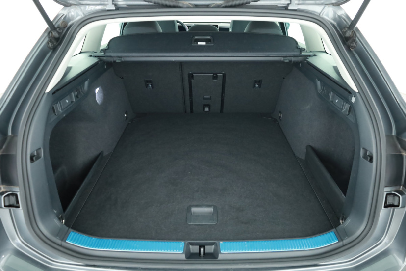 Volkswagen Passat, 2024