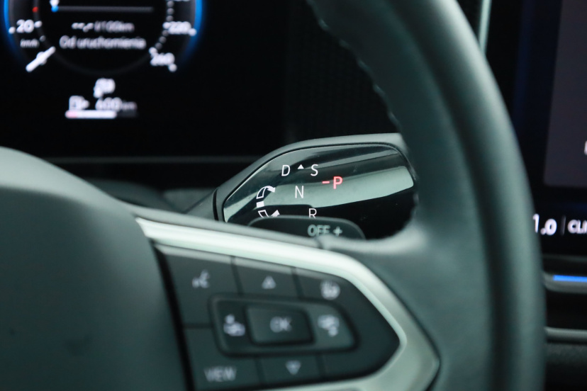 Volkswagen Passat, 2024
