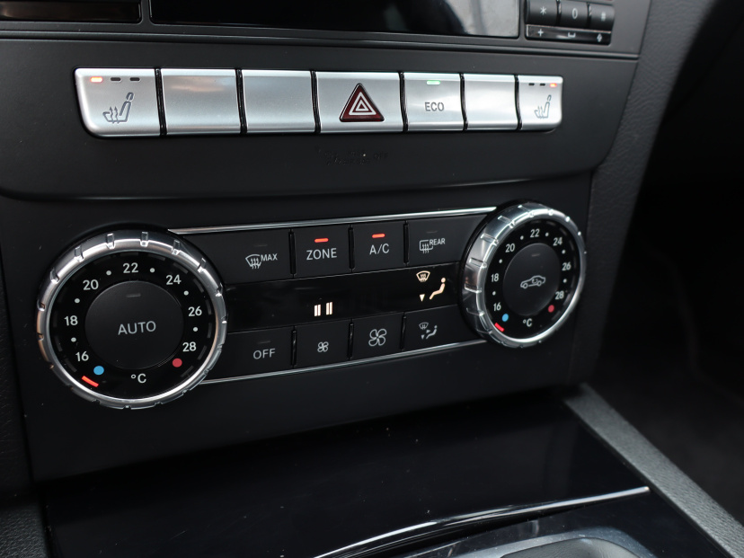 Mercedes-Benz C, 2011