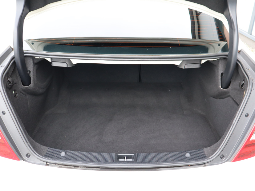 Mercedes-Benz C, 2011