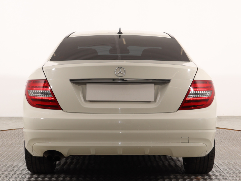 Mercedes-Benz C, 2011