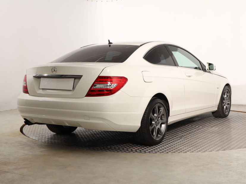 Mercedes-Benz C, 2011