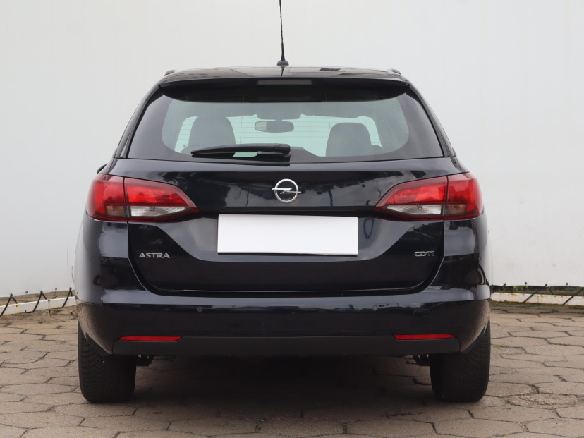 Opel Astra, 2018