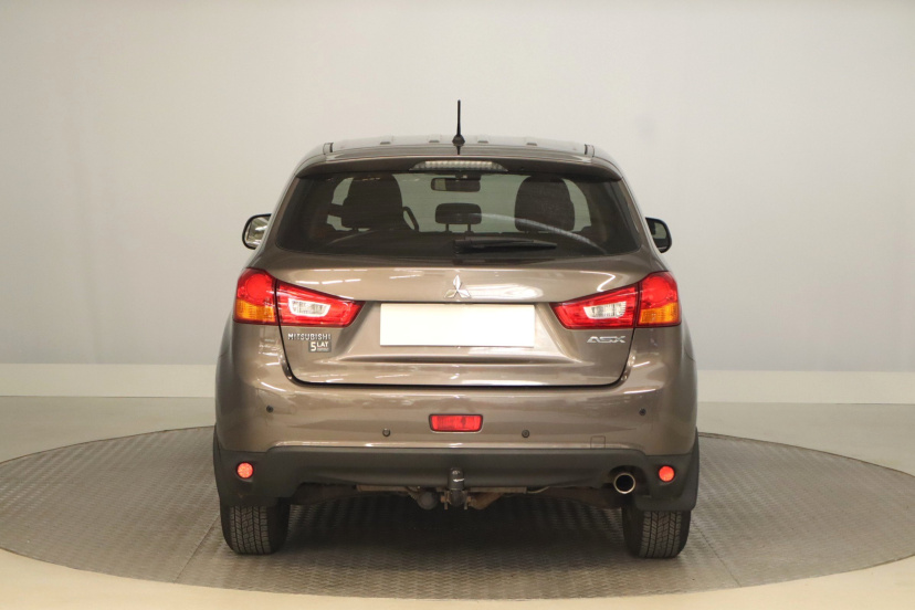 Mitsubishi ASX, 2016