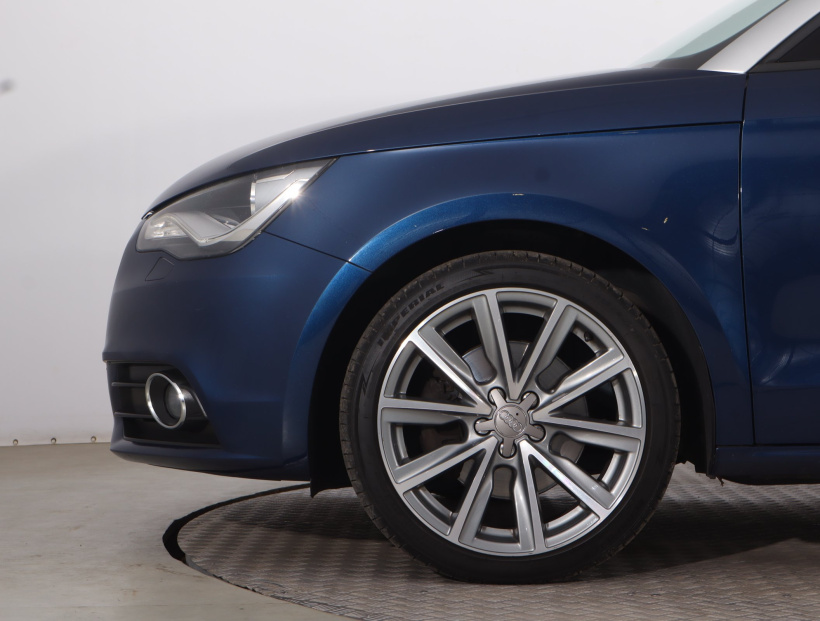 Audi A1, 2011
