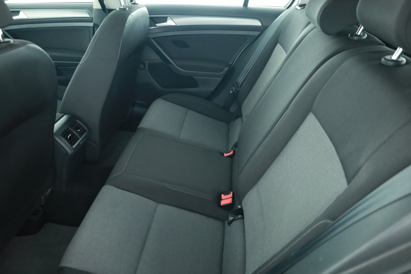 Volkswagen Golf, 2014