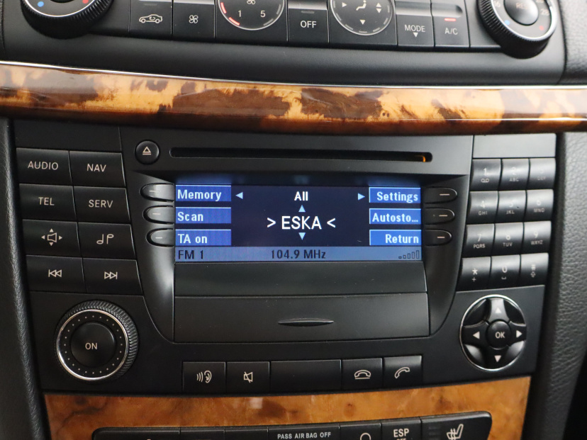 Mercedes-Benz E, 2006