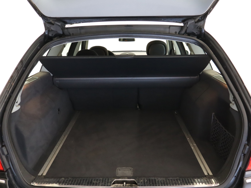 Mercedes-Benz E, 2006