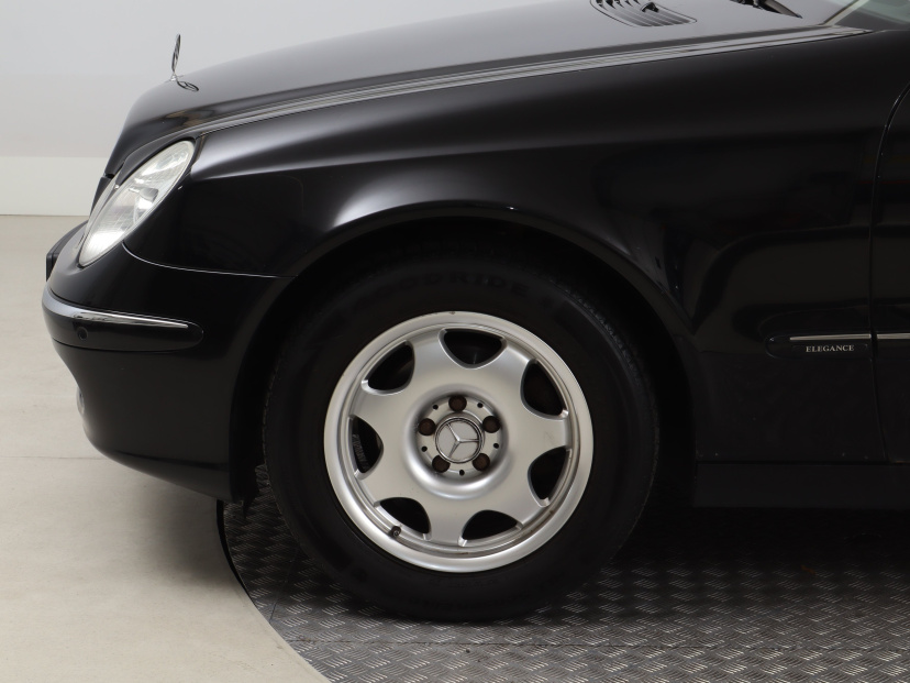 Mercedes-Benz E, 2006