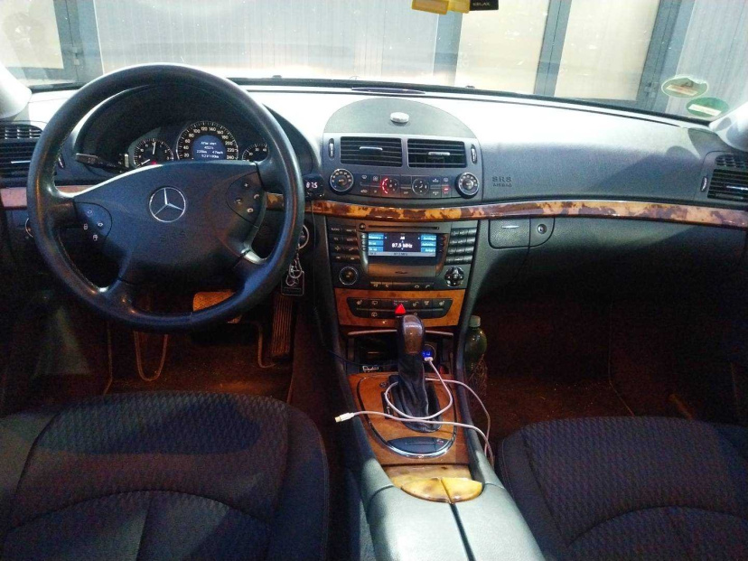 Mercedes-Benz E, 2006