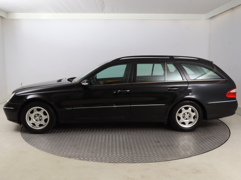Mercedes-Benz E, 2006