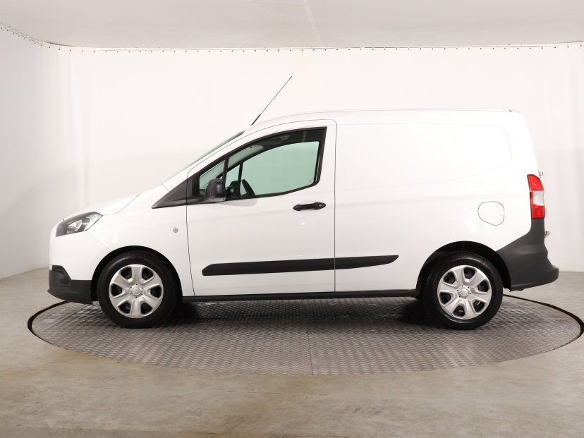 Ford Transit Courier, 2021