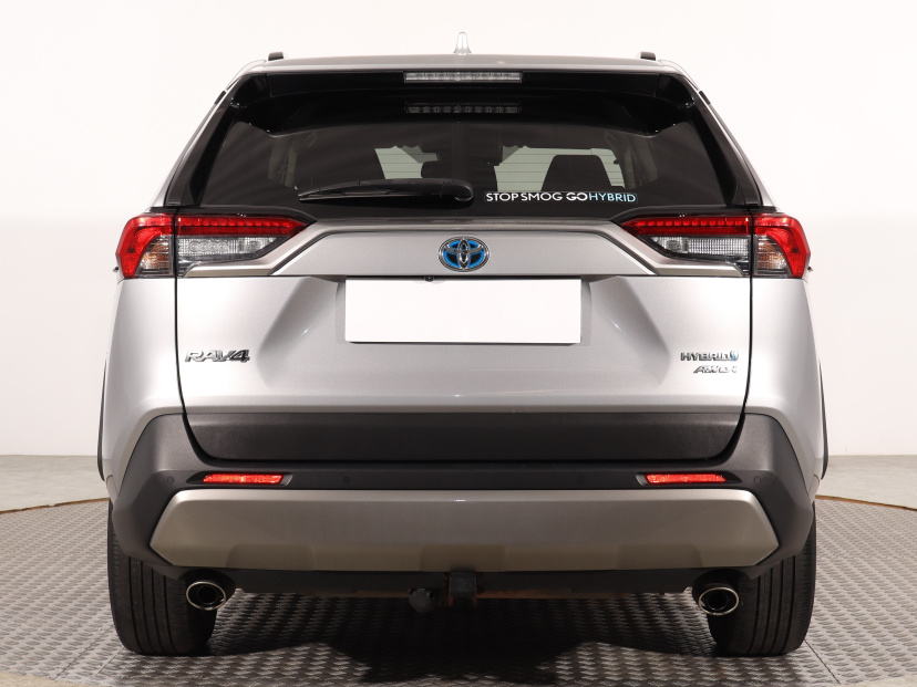 Toyota RAV 4, 2022