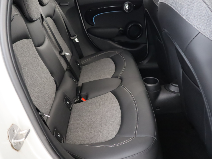MINI 5-door, 2022