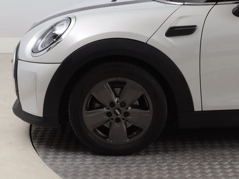MINI 5-door, 2022