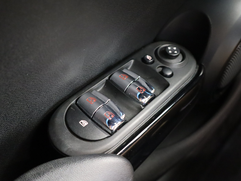 MINI 5-door, 2022
