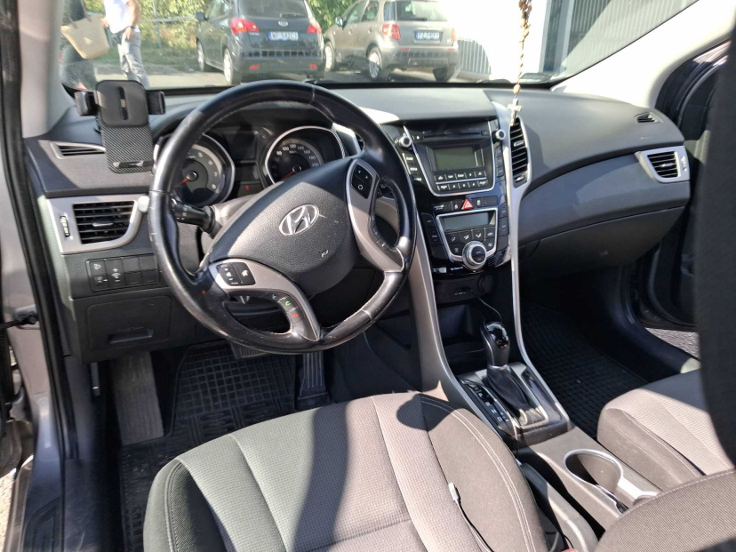Hyundai i30, 2013